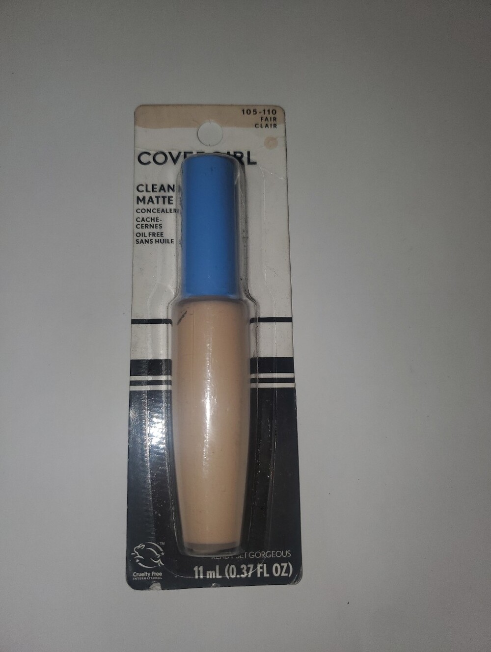 CoverGirl Clean Matte Concealer - Fair (105-110)